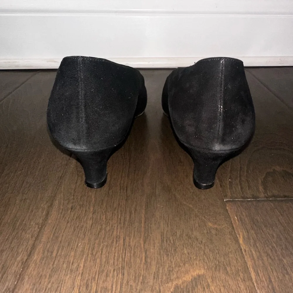 Vintage Gucci Black Suede Low Heel Pumps Made in Italy with Original Box Size 8